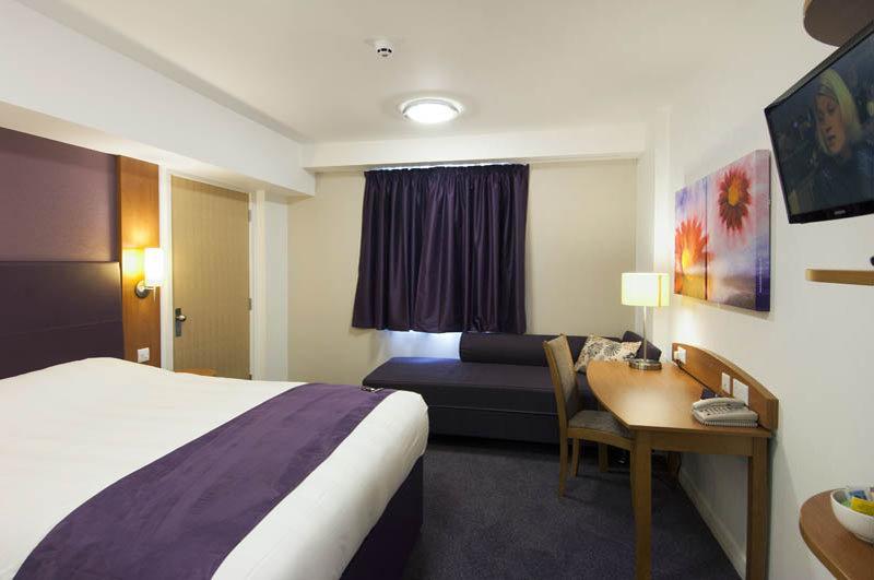 Premier Inn הארוויץ' מראה חיצוני תמונה